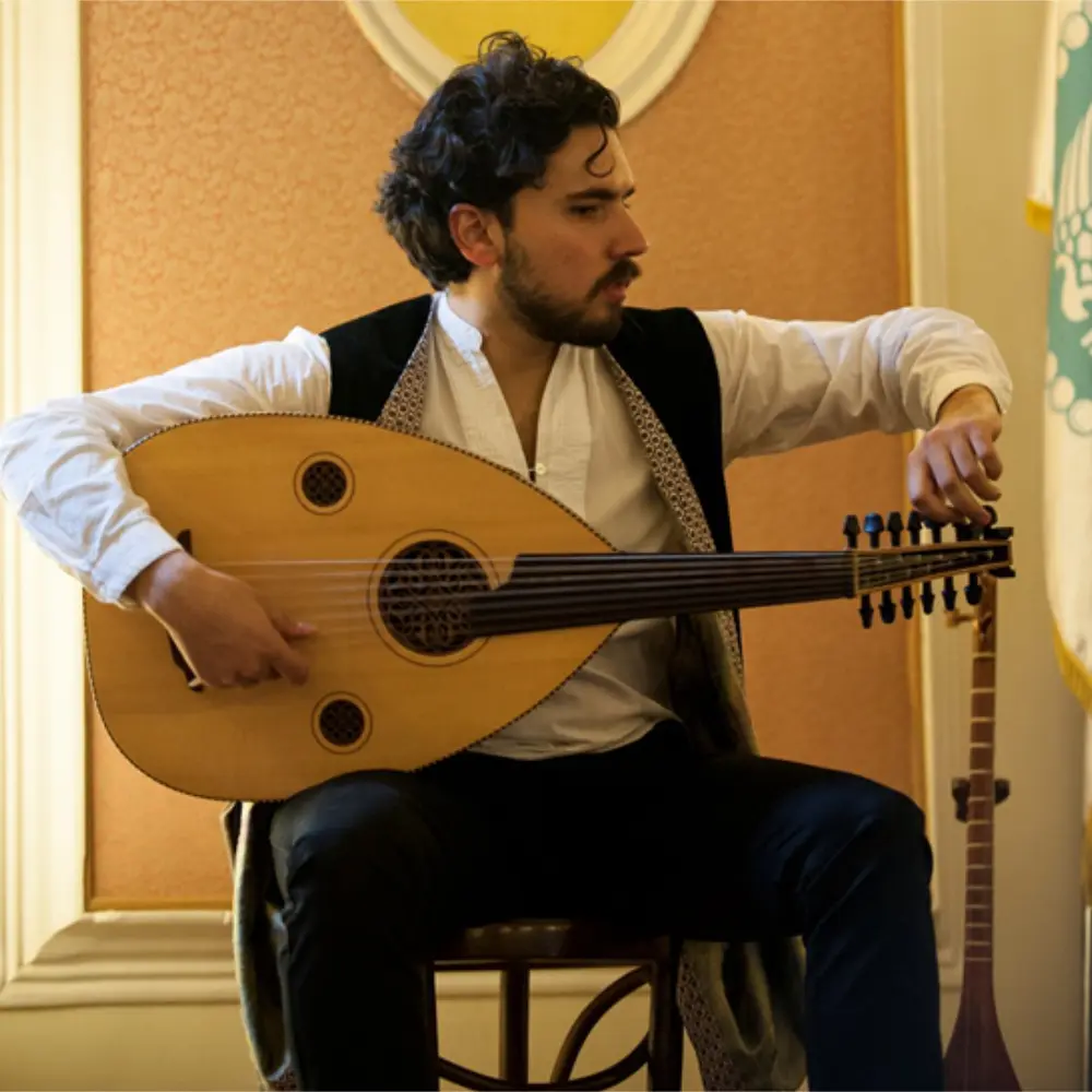 Sepand Dadbeh Midden-Oosterse muziek