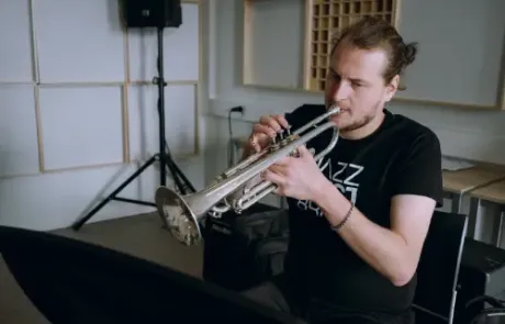 Jakub Gatek kleur breed