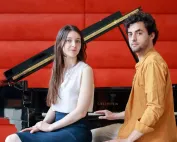 Ondersteun het debuutalbum van Adrián Moncada