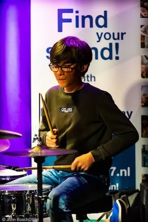 Stefan_drumleerling van Guido van de Wijdeven